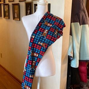 Lularoe Christmas leggings. TC